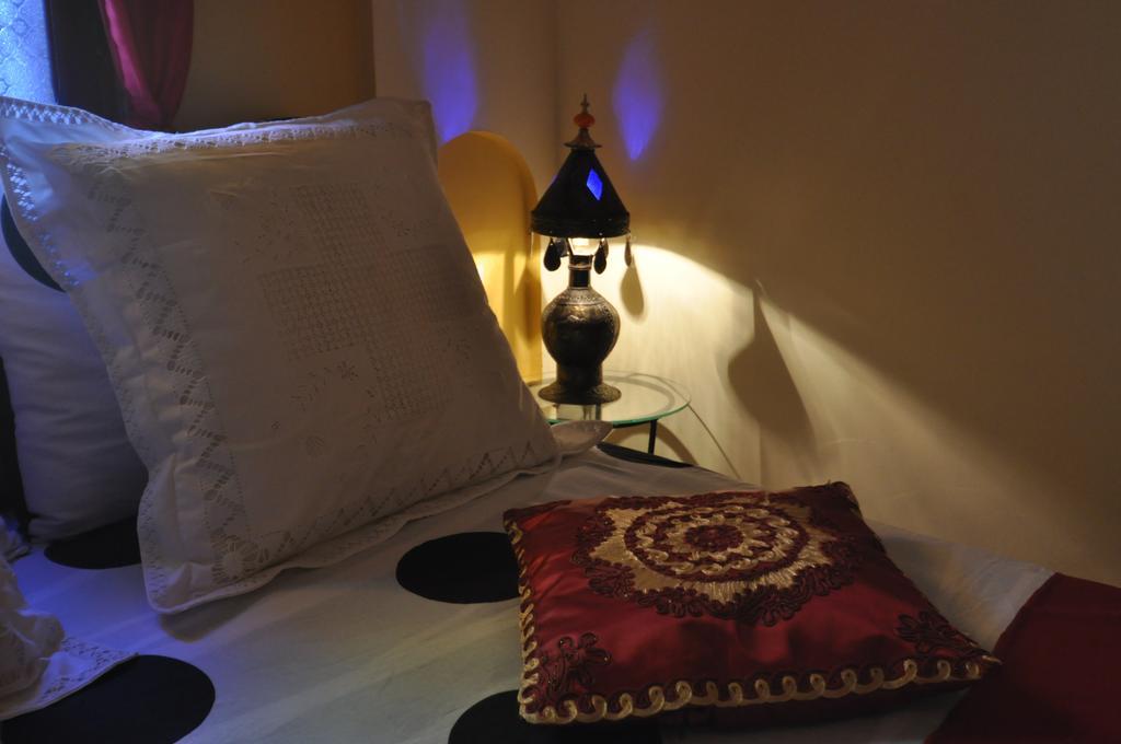 Riad La Famille مراكش الغرفة الصورة