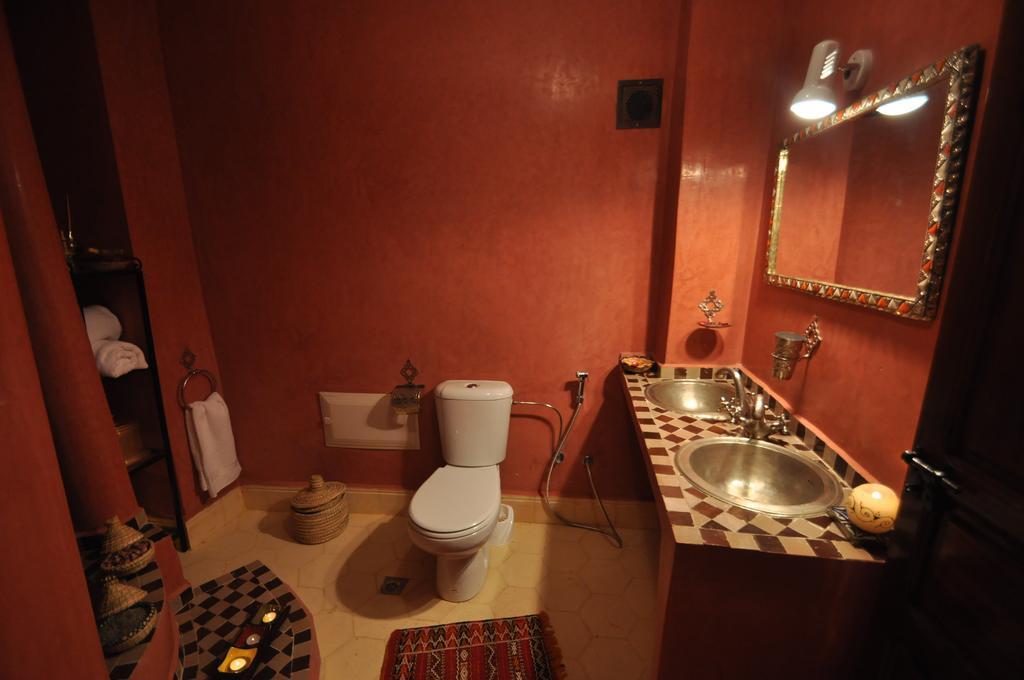 Riad La Famille مراكش الغرفة الصورة